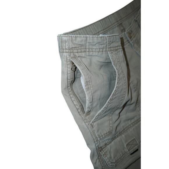 Wrangler Men’s Cargo Shorts Size 40 – Relaxed Fit Utility Outdoor Hiking Khaki - Picture 2 of 6